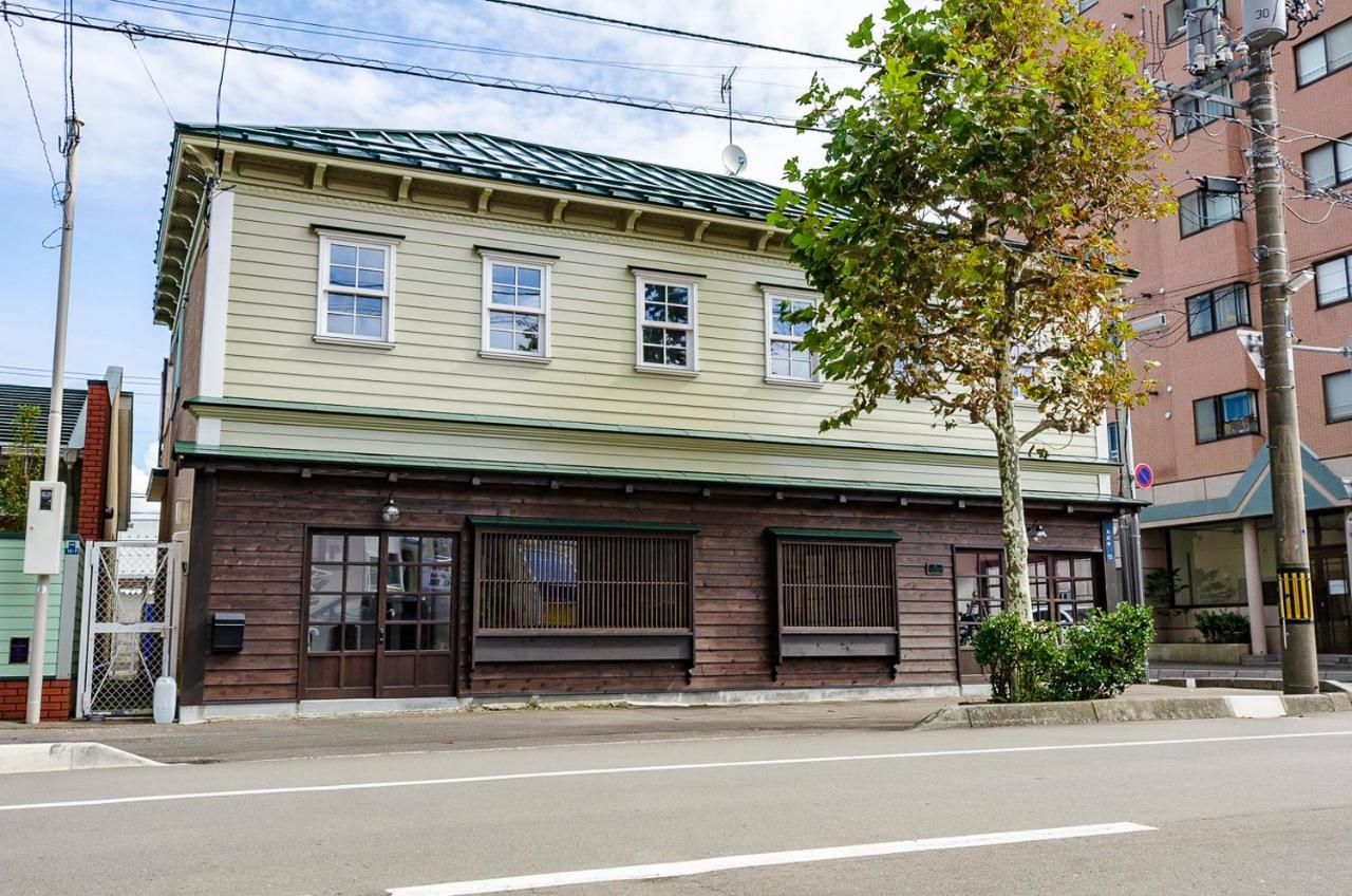 箱館宿 観月-Mizuki-伝統的建築物の宿-最大8名宿泊可能 Hakodate Esterno foto